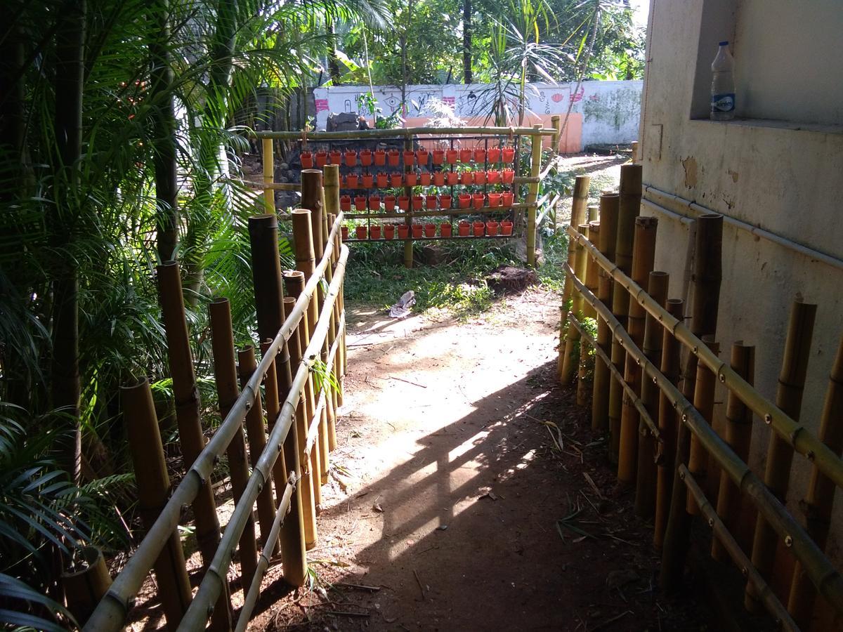 Elphinstone Residency Panzió Kochi Kültér fotó