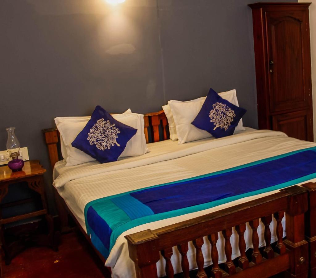 Elphinstone Residency Panzió Kochi Kültér fotó